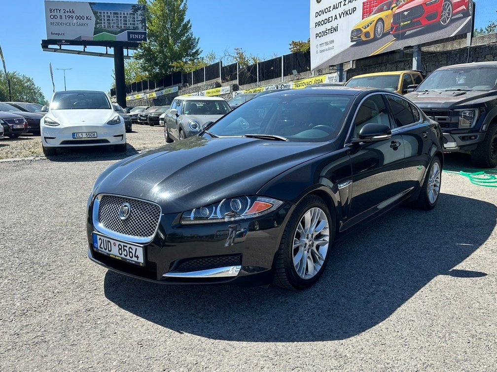Jaguar XF 2012 - 4