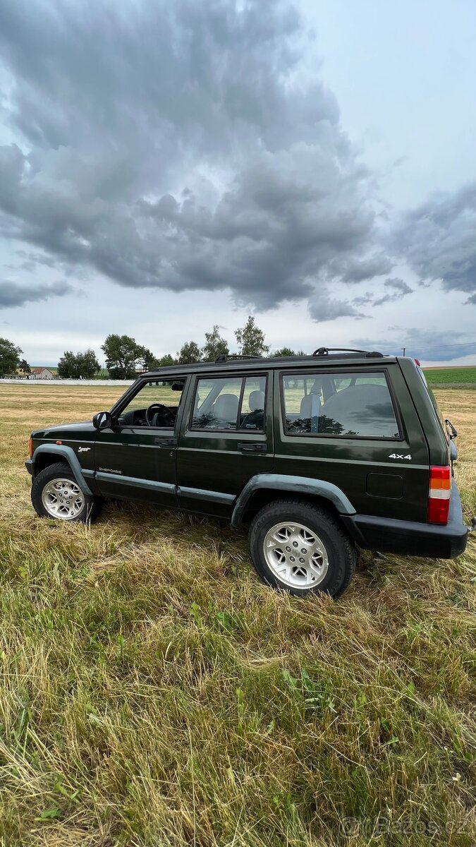 Jeep Cherokee 2.5Td