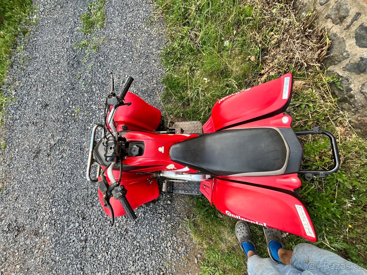 Čtyřkolka 150 ccm