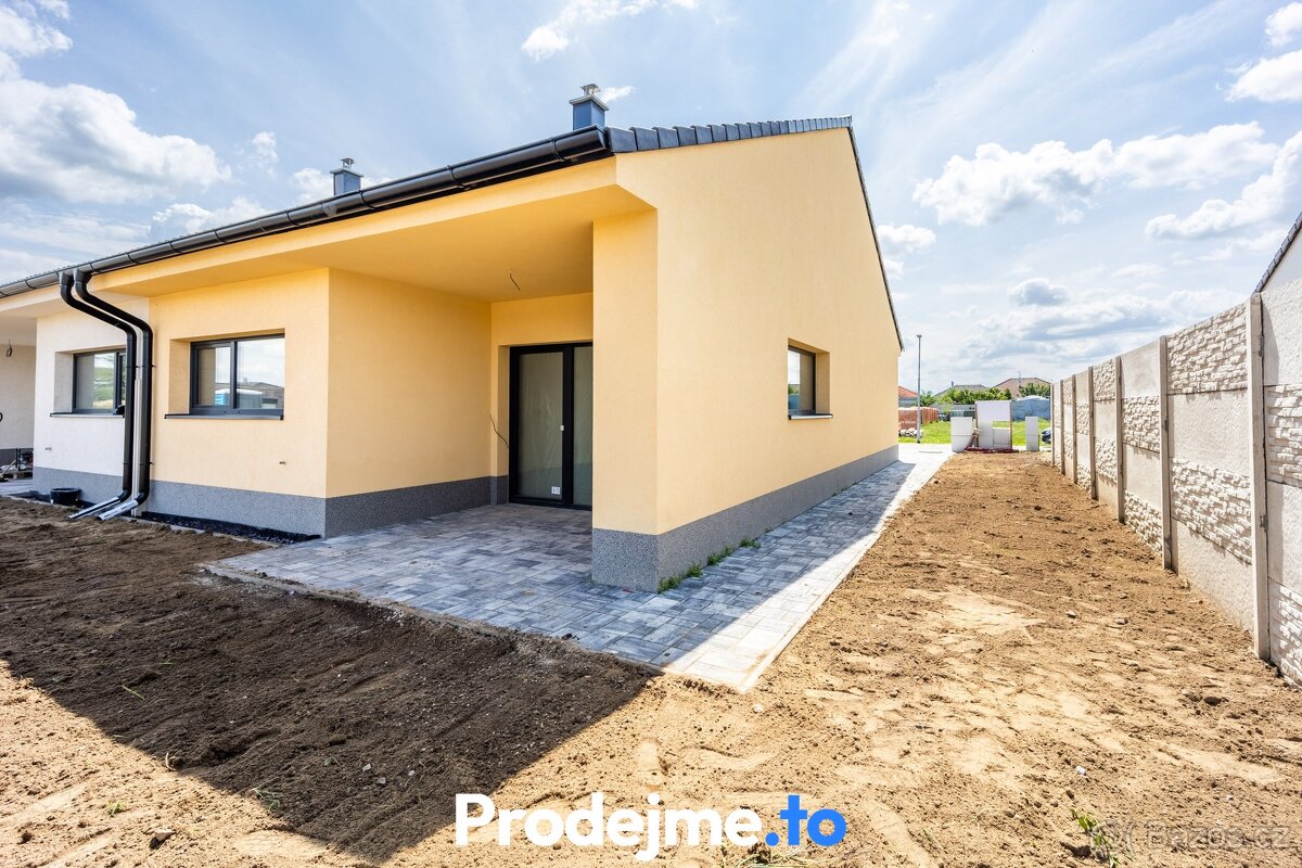 Prodej rodinného domu 3+kk, 81m2 - Hevlín, ev.č. 100030 - 4