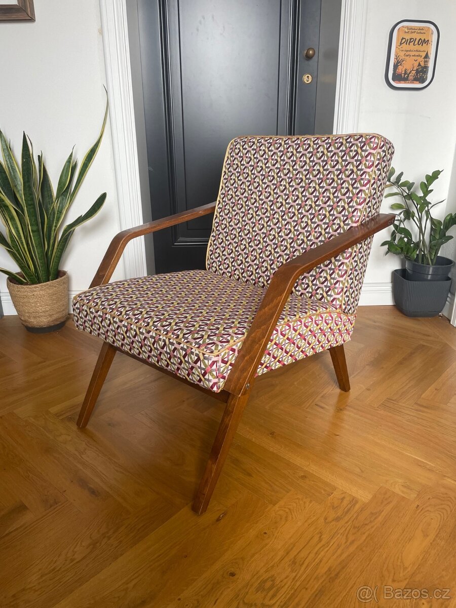 Retro křesílko po kompletní renovaci - 4