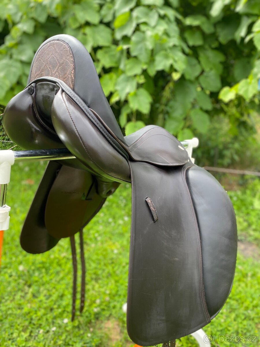 Drezurní sedlo Kentaur 3/17,5 - 4