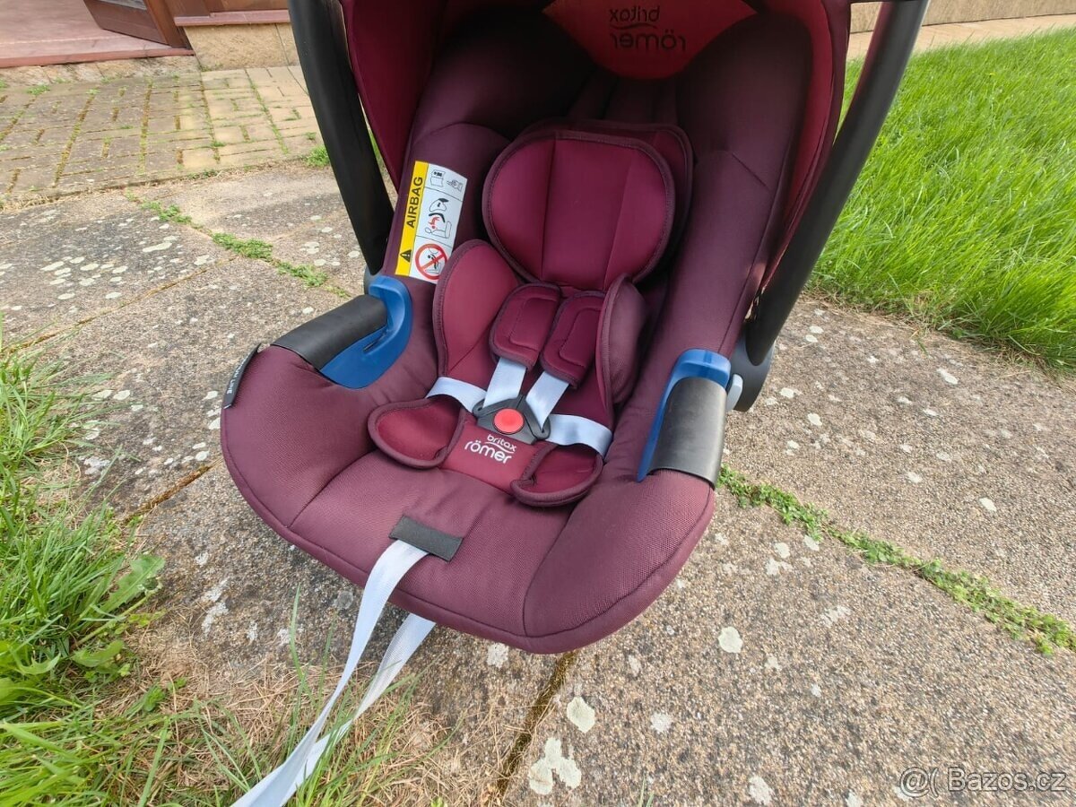 Autosedačka Britax Römer 0-13 kg i-size premiumLine 2021 - 4