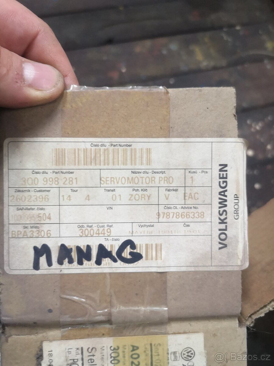 Servomotor pro třmen kotoučové brzdy levý 3Q0 998 281 - 4