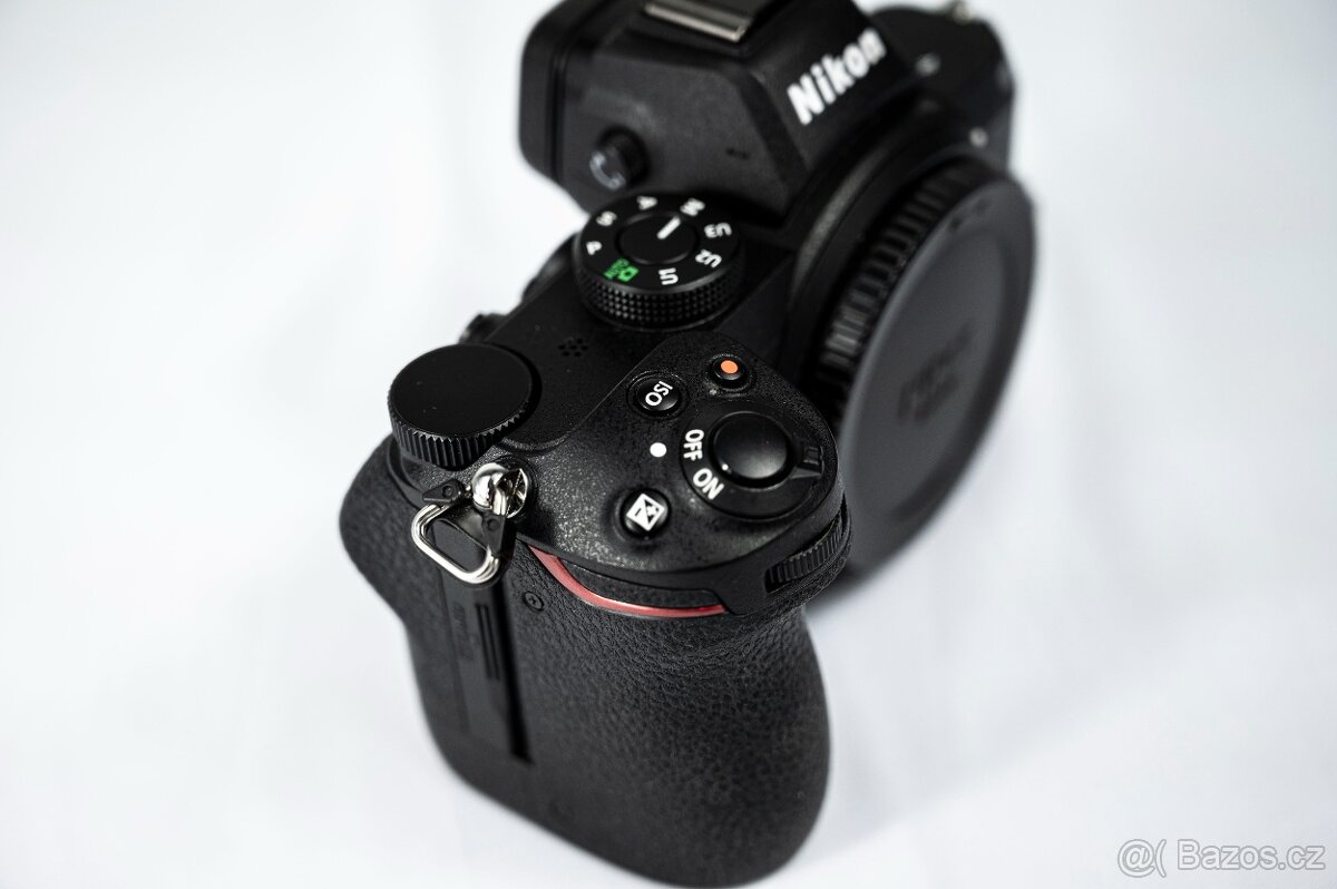 Nikon Z5 - 4