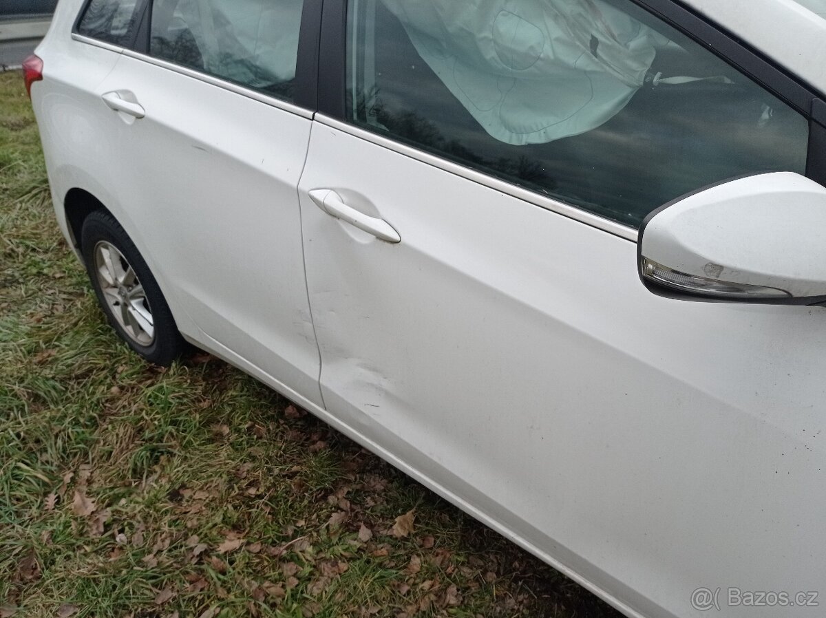 Hyundai i30 (2014) 1.6 CRDi 81kw - 4