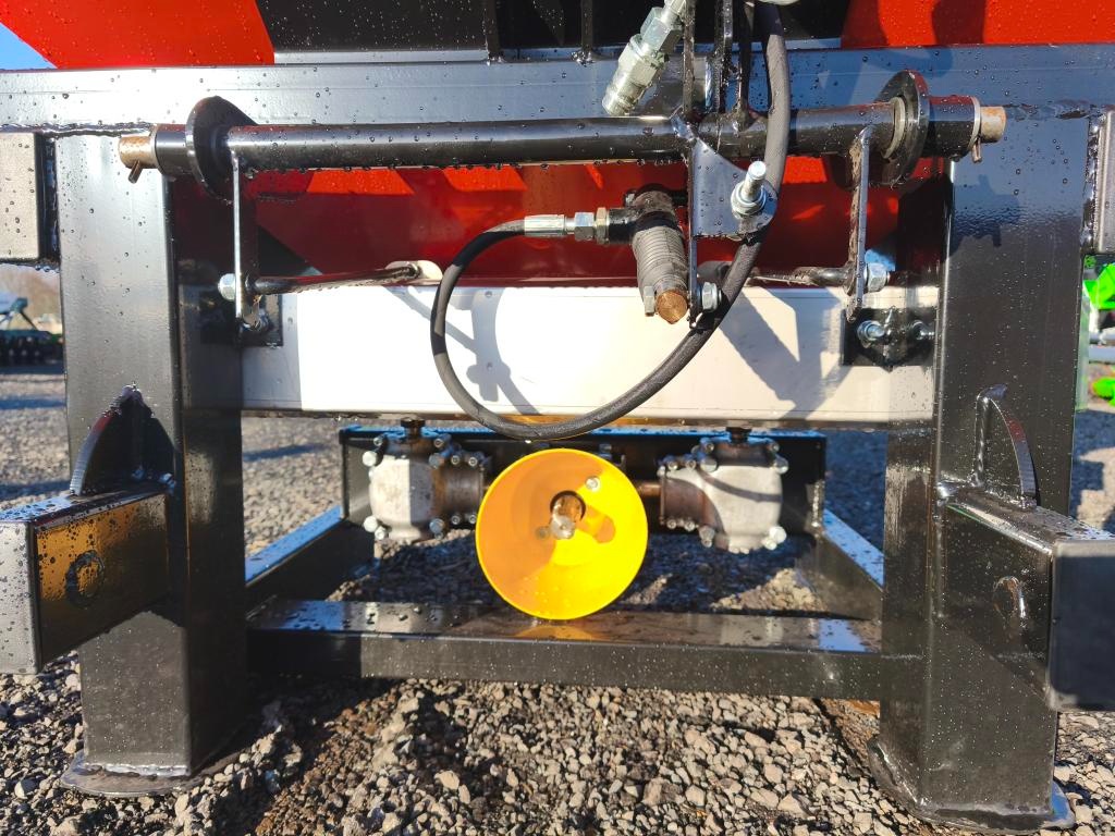 Rozmetadlo 600L Janpol - 4