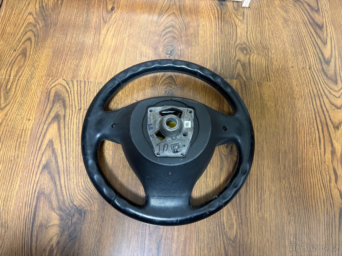 Volanty bmw f10,f11 - 4