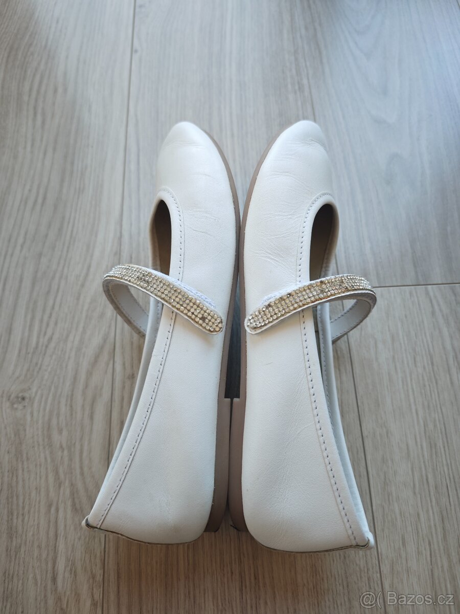 Dívčí balerínky Baťa vel 38 - 4