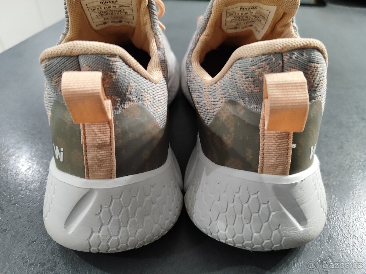 Dívčí tenisky vel. 39 - 4