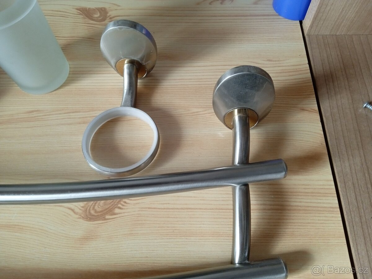 Zánovní doplňky do koupelny - 4