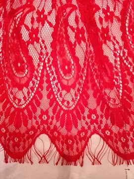 NOVÉ DÍVČÍ KRAJKOVÉ ČERVENÉ ŠATIČKY na vánoční besídku - 4