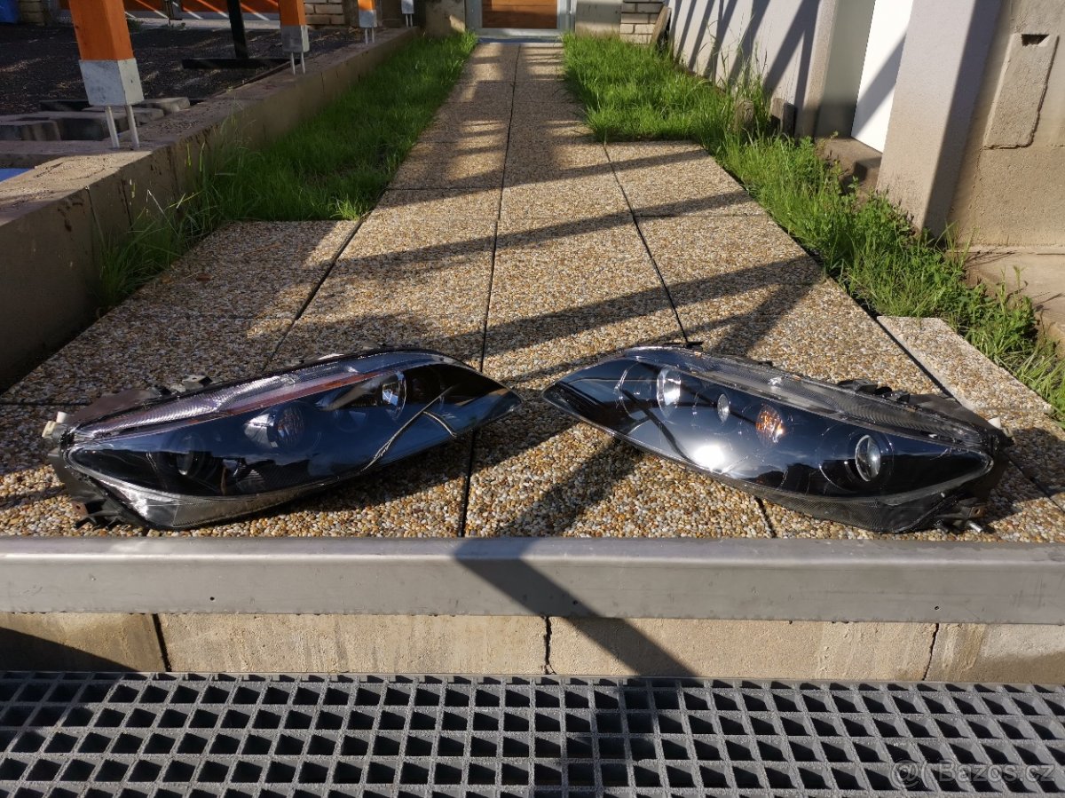 Přední xenonová světla Mazda 6 GG/GY po renovaci - 4
