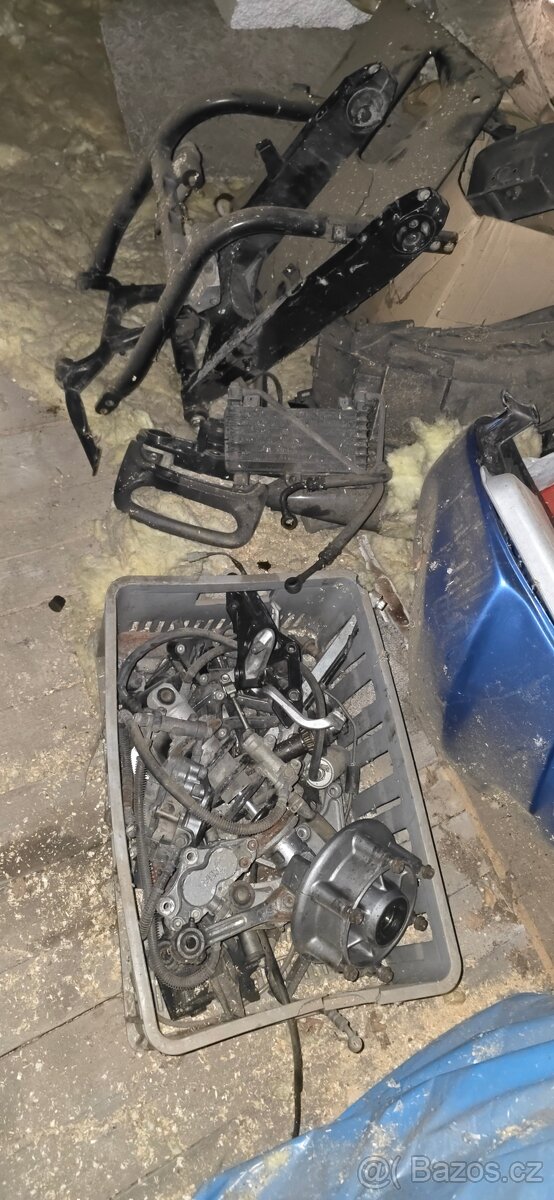 Kawasaki ZZR 1100 1991 - 4