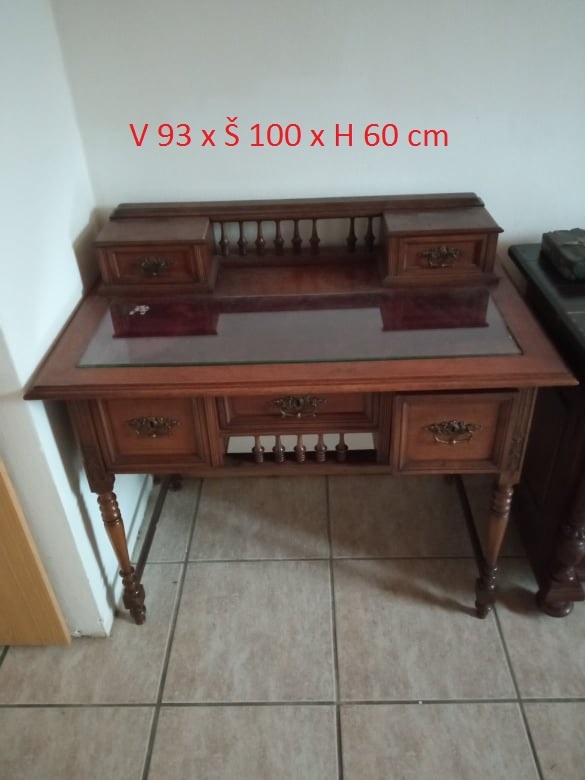 Starožitný nábytek - 4