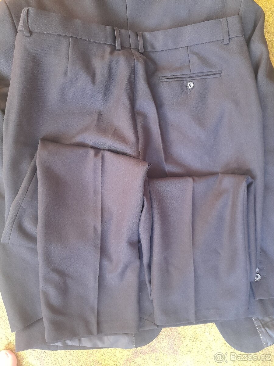 Pánský oblek - 4