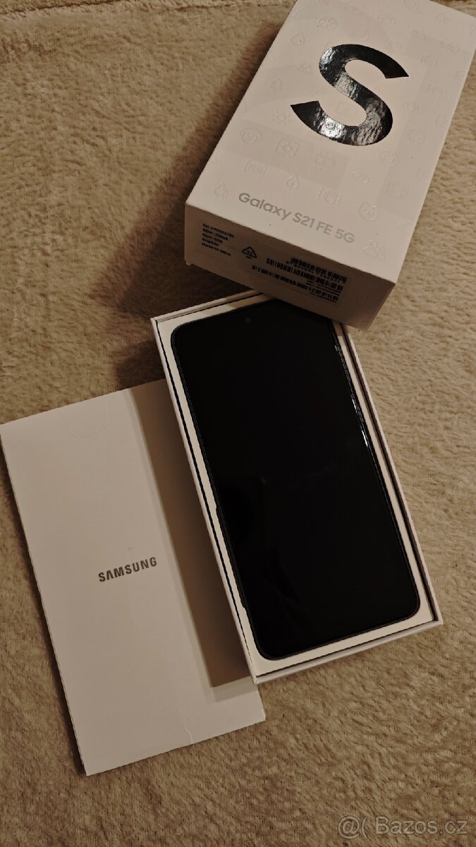 Samsung Galaxy S21 FE 8/256 - 4