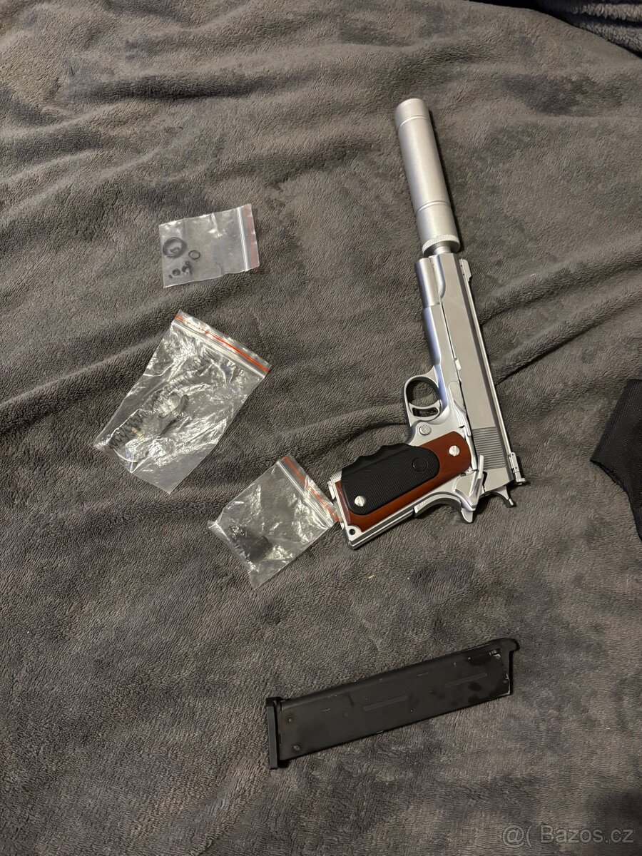 Airsoft Guns - 4