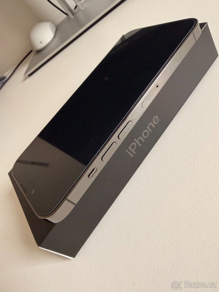 iPhone 13 Pro 128 GB Graphite – TOP stav + příslušenství - 4