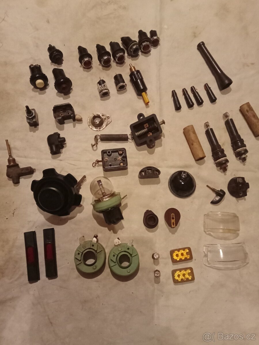 světla budíky a různé drobnosti - 4