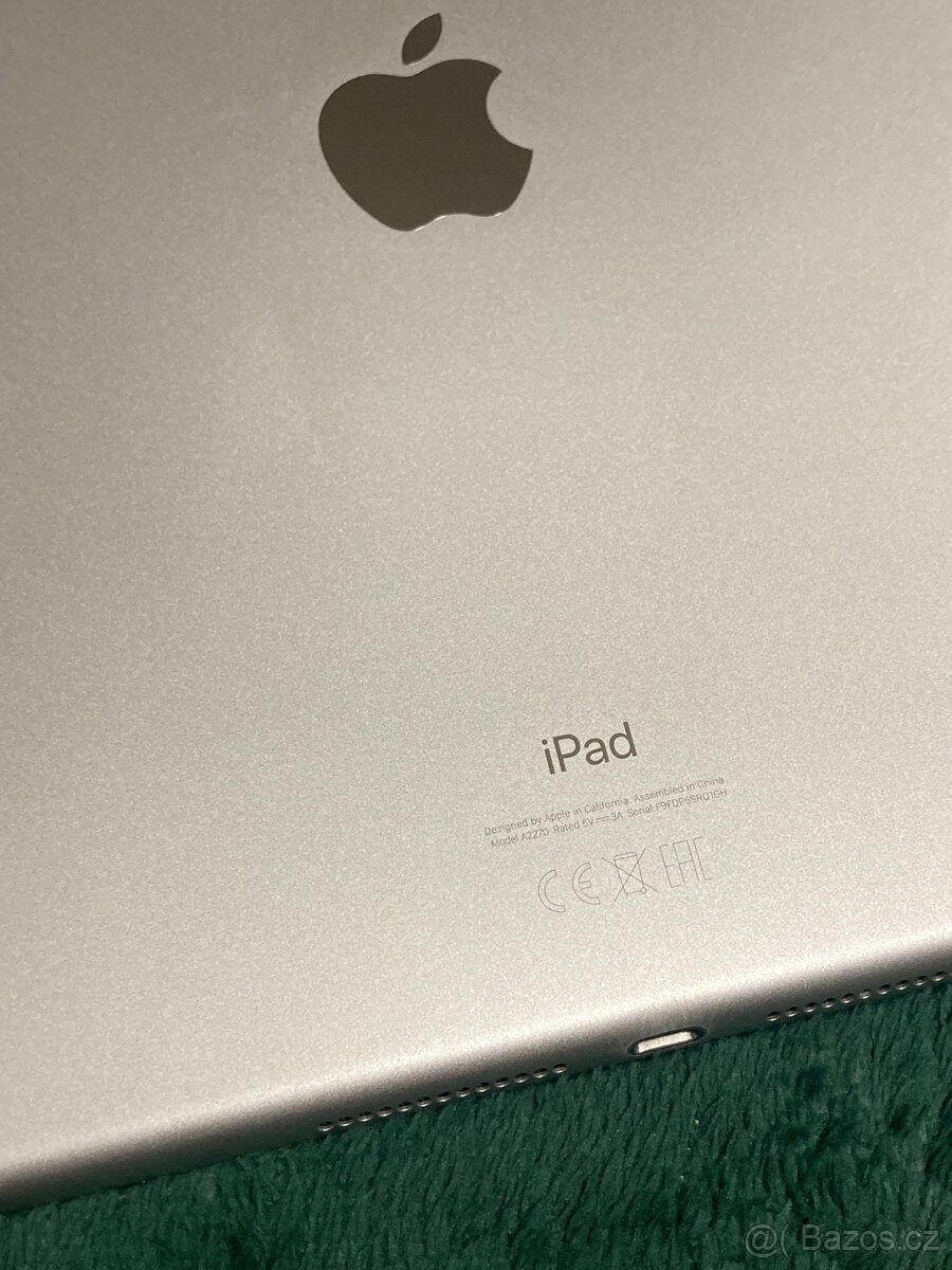 iPad 8 (2020) | 10.2" 128GB Baterie 90% - 4