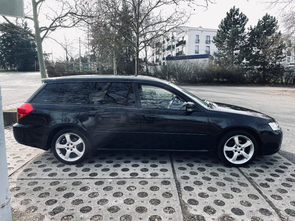 Subaru Legacy IV - 4