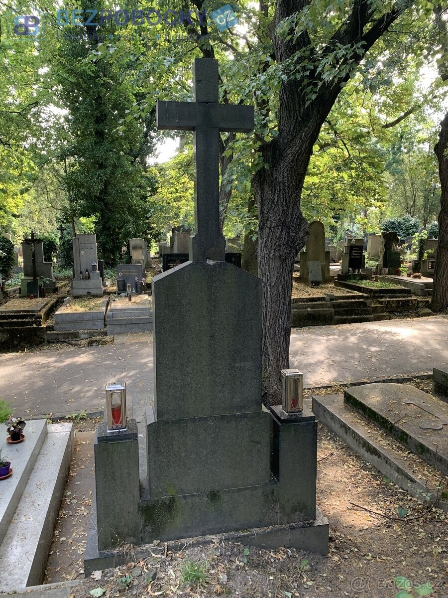 Prodej hrobky na Olšanských hřbitovech v Praze - 4