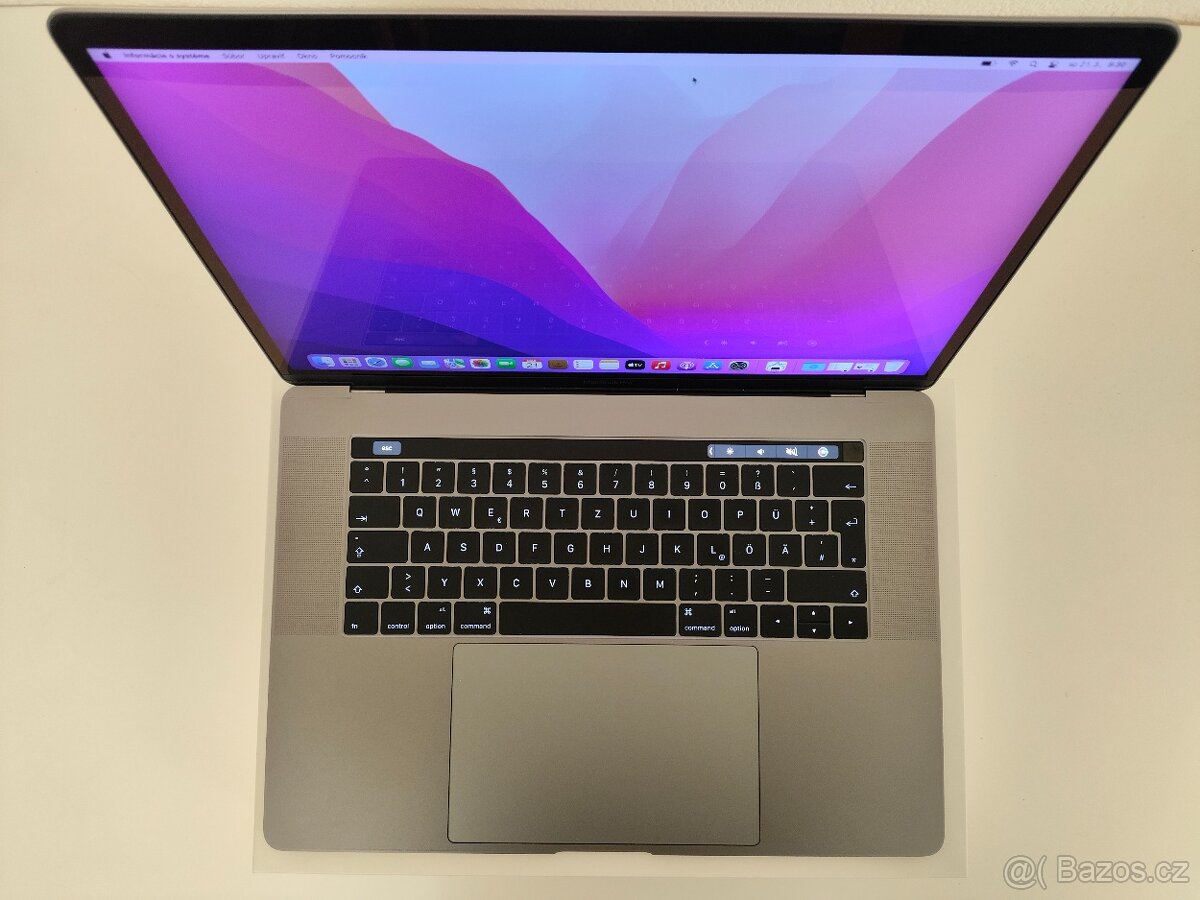MacBook Pro 15 2016 | i7 • 16GB • 1TB SSD - 4