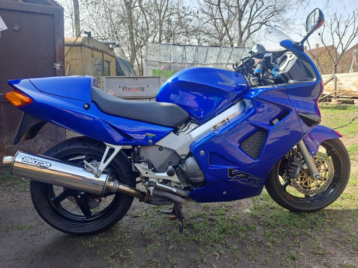 Honda VFR 800 fi - 4