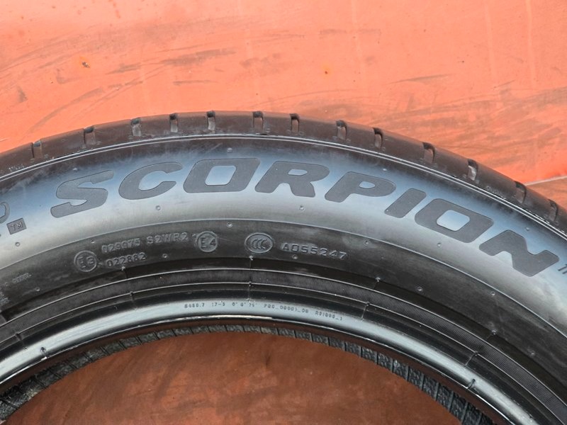 Letní Pirelli 235/55/18 - 4