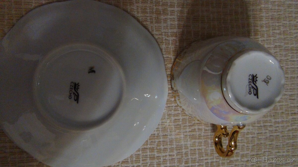 Porcelánové šálky s podšálky retro - dvojice - 4