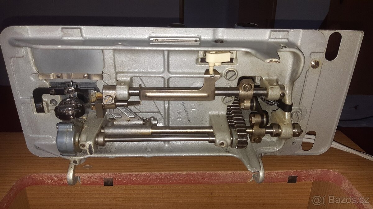 Šicí stroj Veritas - 4