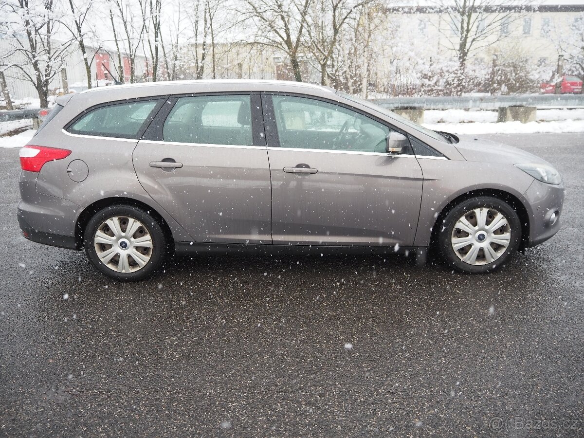 Ford Focus 1.0 KLIMA, SAT. NAVIGACE - 4