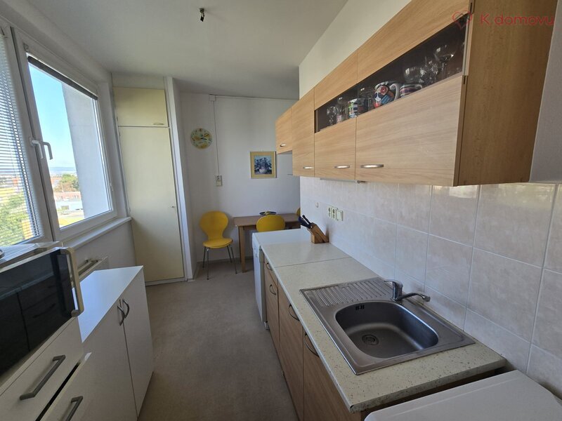 Prodej bytu 3+1 na ulici Zikova - 4