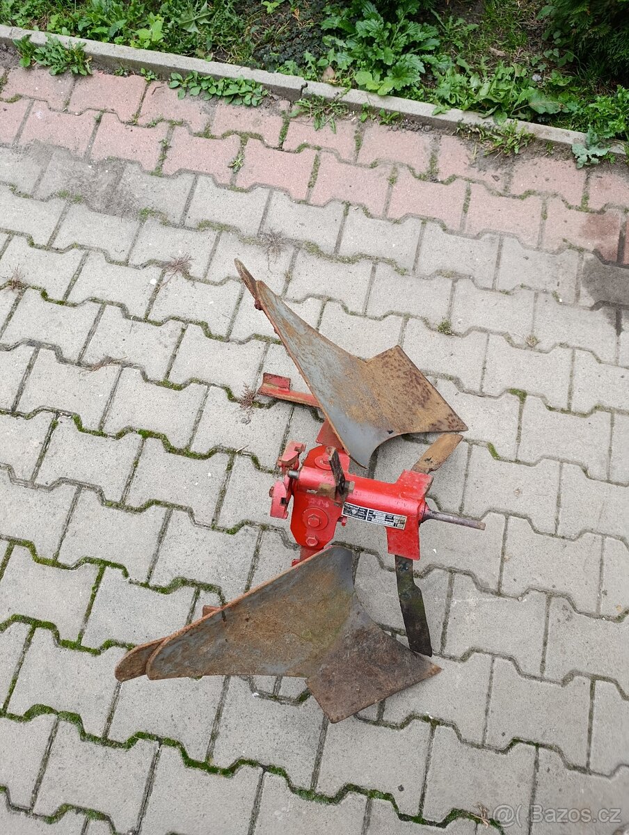 Prodám pluh obracák k Tera Vari systém - 4
