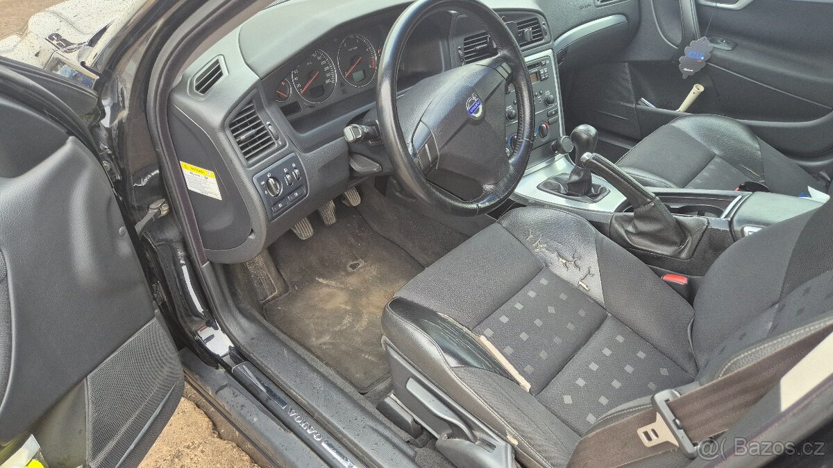 VOLVO S60 2.4 D - 4