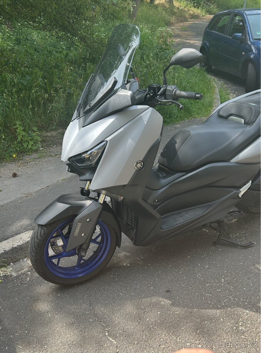 Yamaha Xmax 300 ABS 2021 - 4