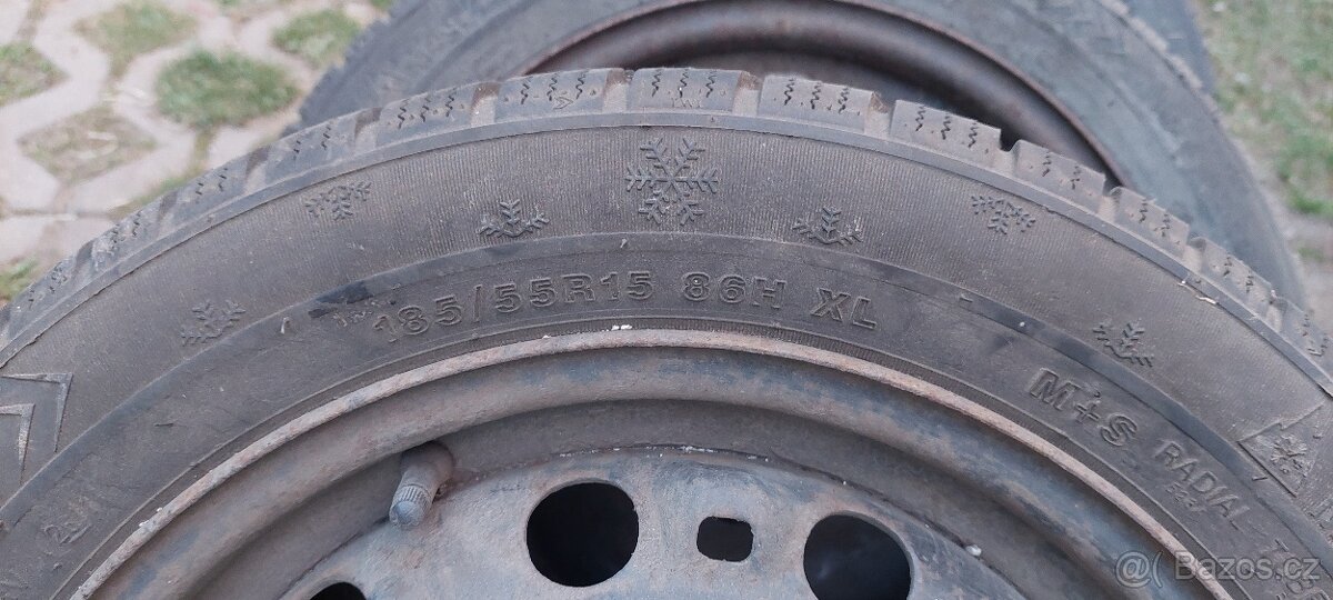 Sada zimních plechových kol 185/55R15 - 4