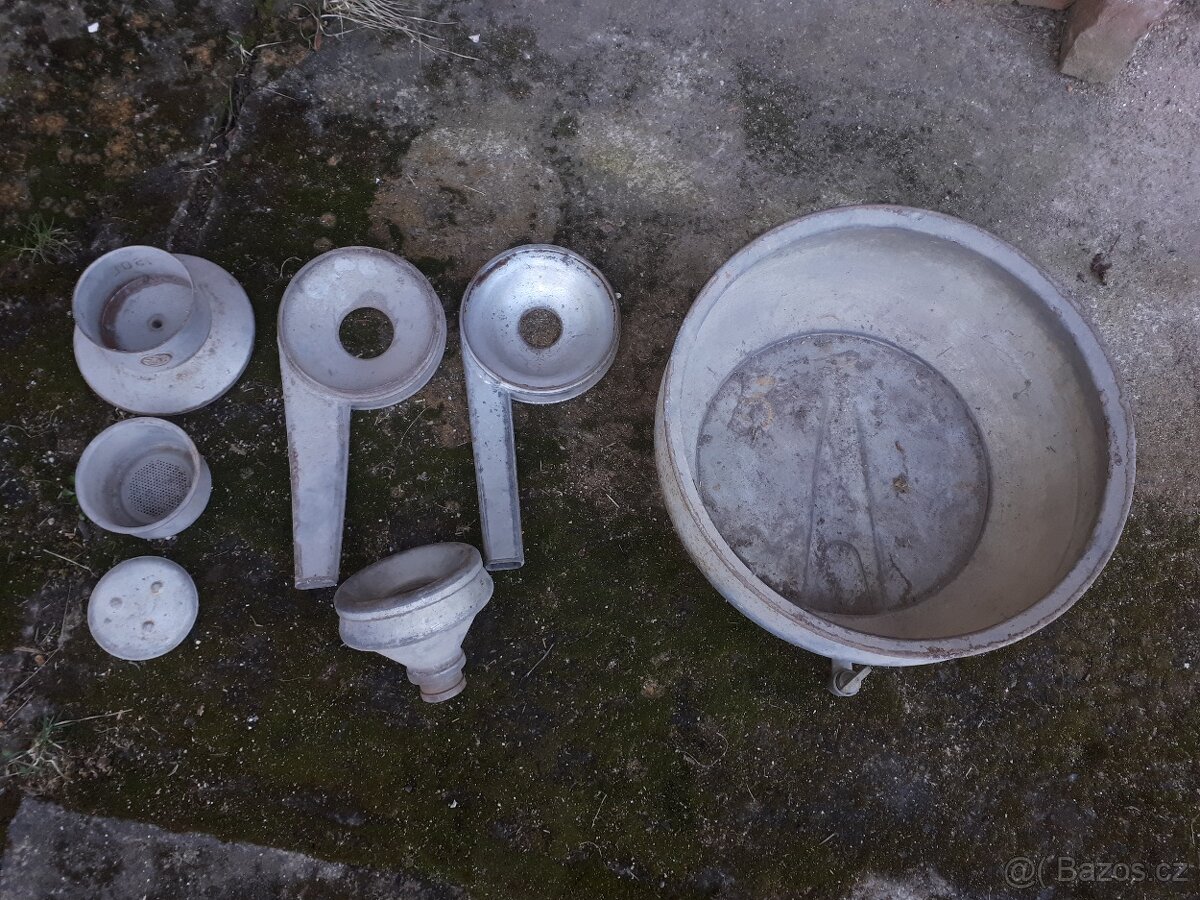 Části staré odstředivky - 4