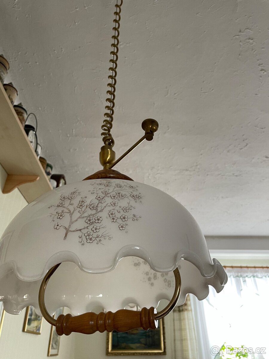 Prodám stahovací lustry 2 kusy - 4