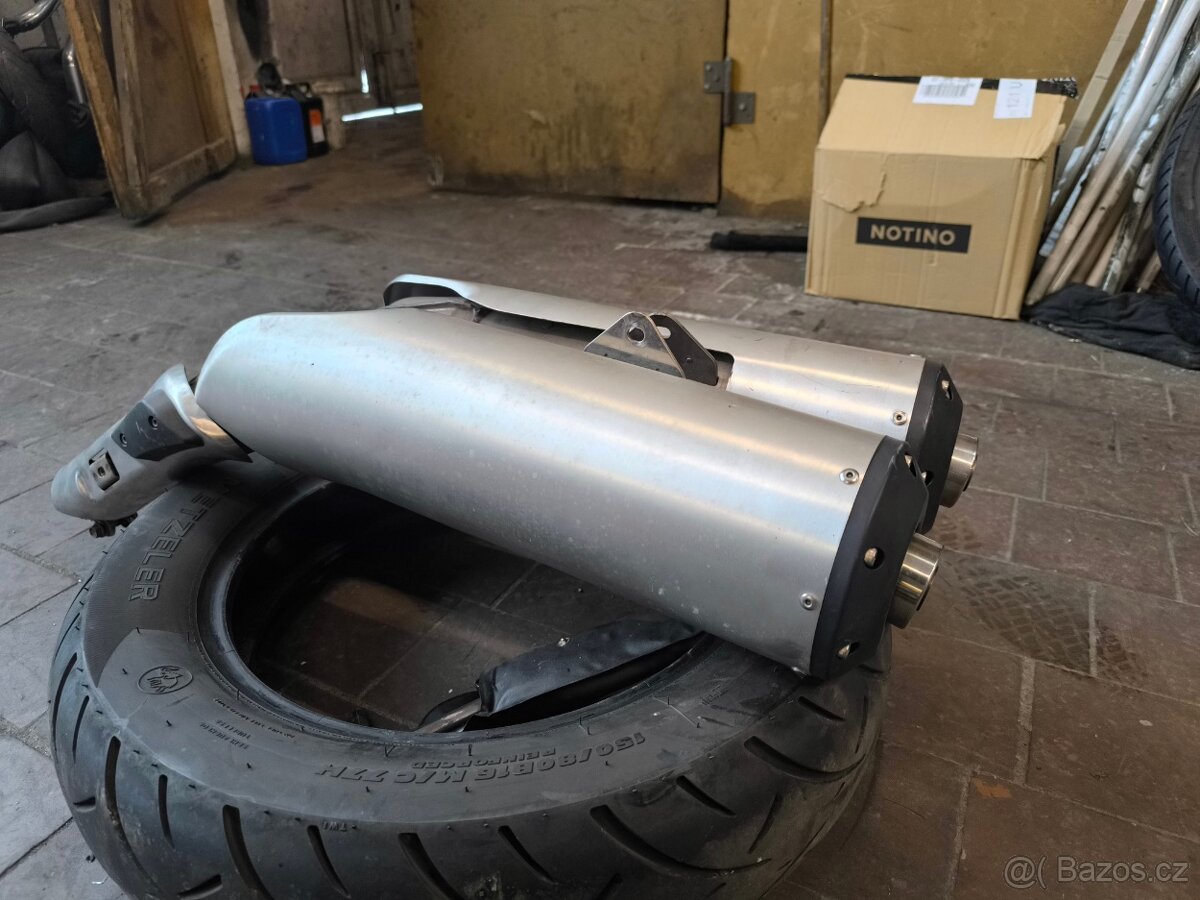 Výfuky Suzuki DL 1000 - 4