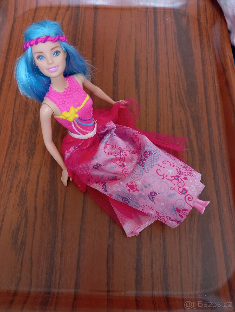 Barbie Mattel . - 4