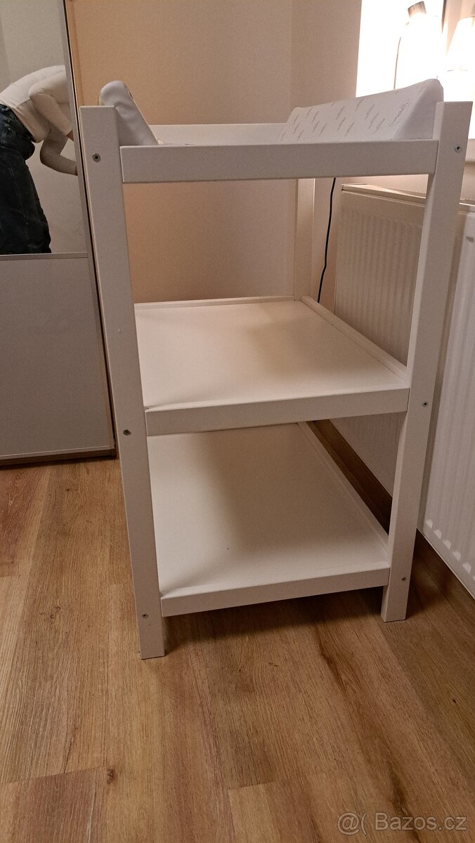 Přebalovací pult - 4