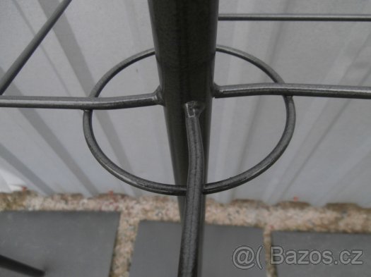 Stojan obchodní věšák kovový moderní 3 kusy po 399 kč - 4