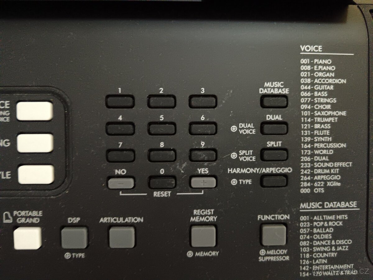 Klávesy Yamaha PSR E373, stojan, ZÁNOVNÍ - 4