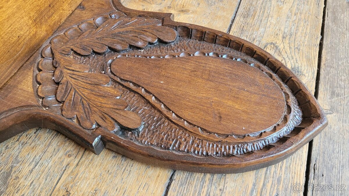 Krásný stojan na zbraně - materiál dřevo - 4