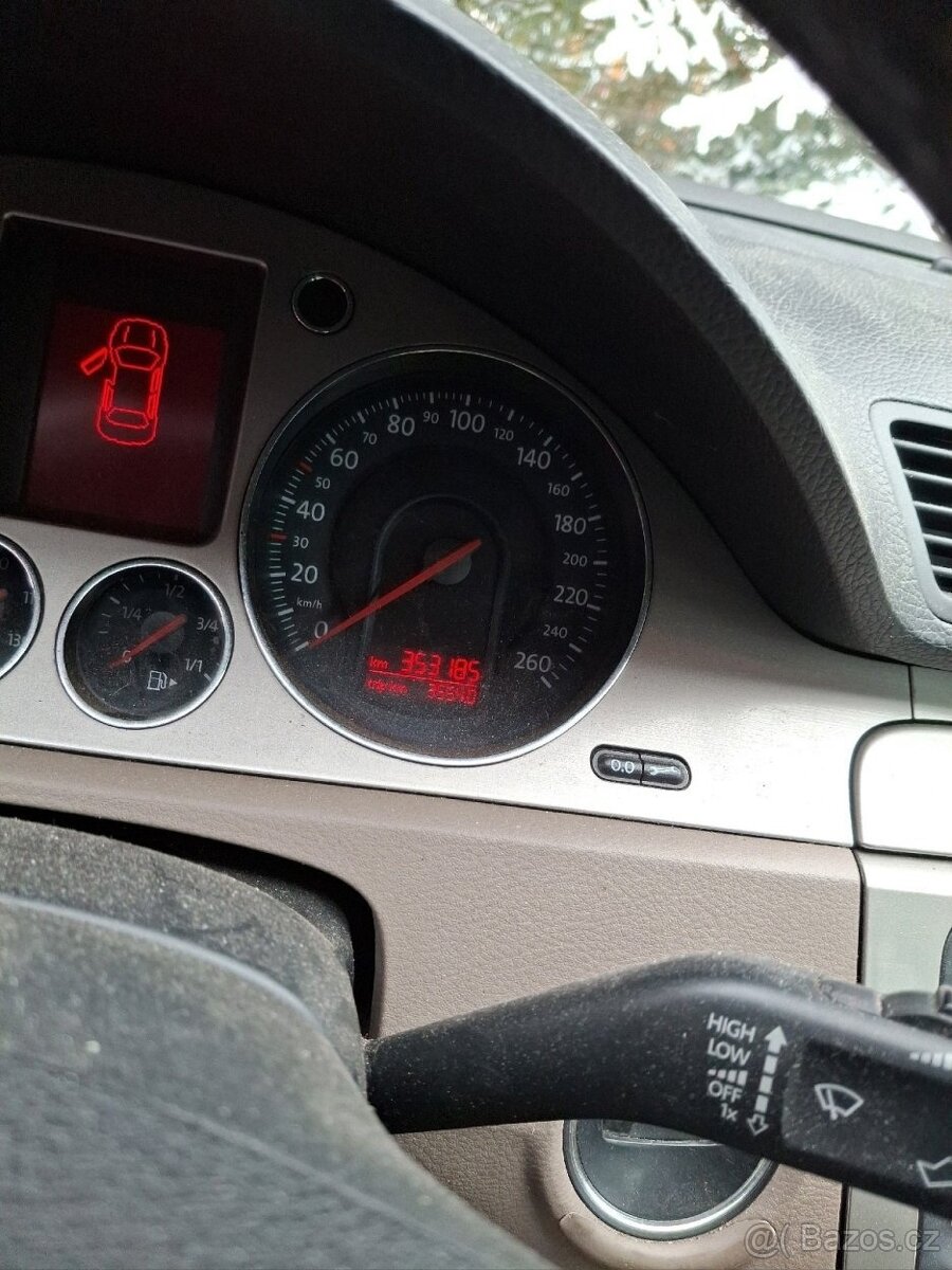 VW Passat B6 2.0 TDI 103 kW - 4