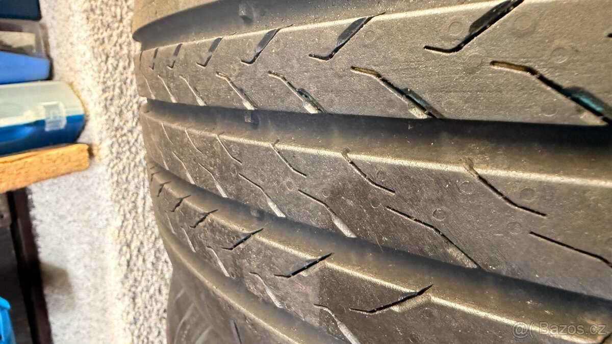 Continental 215/60 R18 - 4