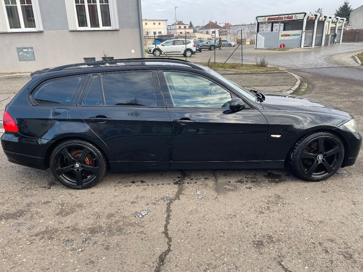 BMW e91 318i - 4