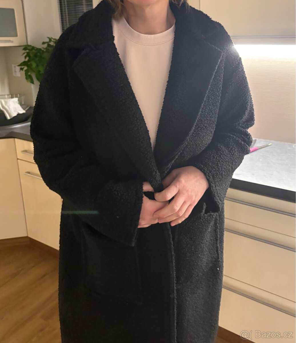 Černý kabát značky Italy new collection - 4